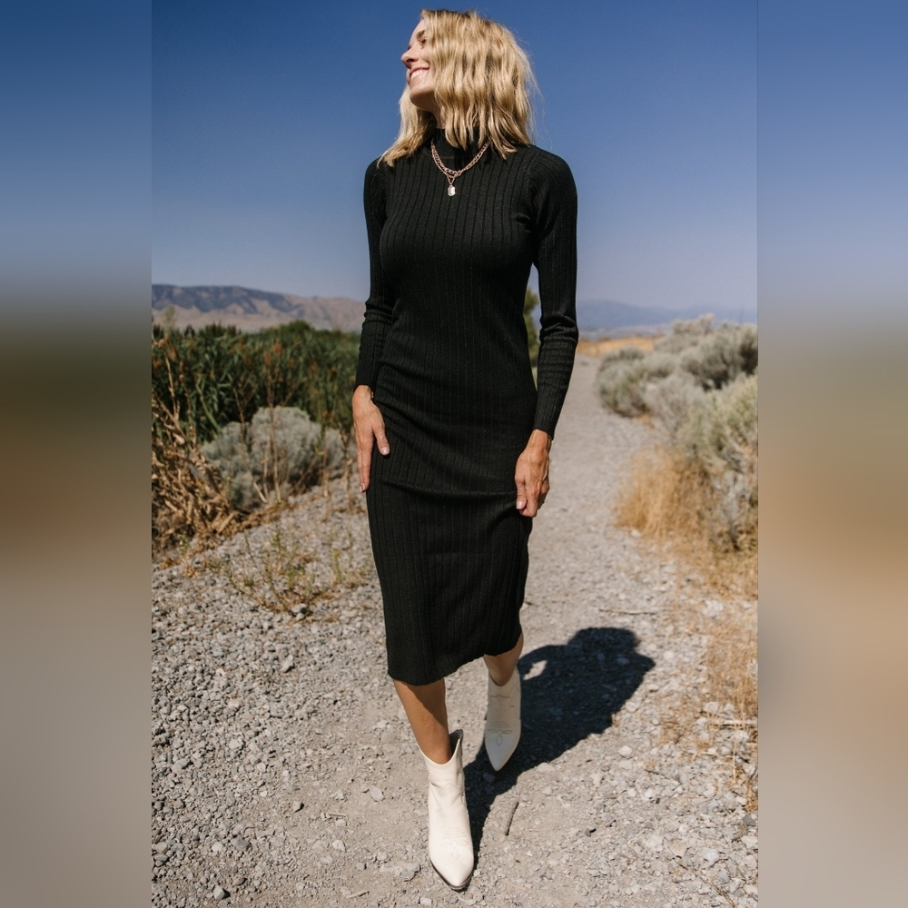 a new day Mock Neck Ribbed Midi Dress